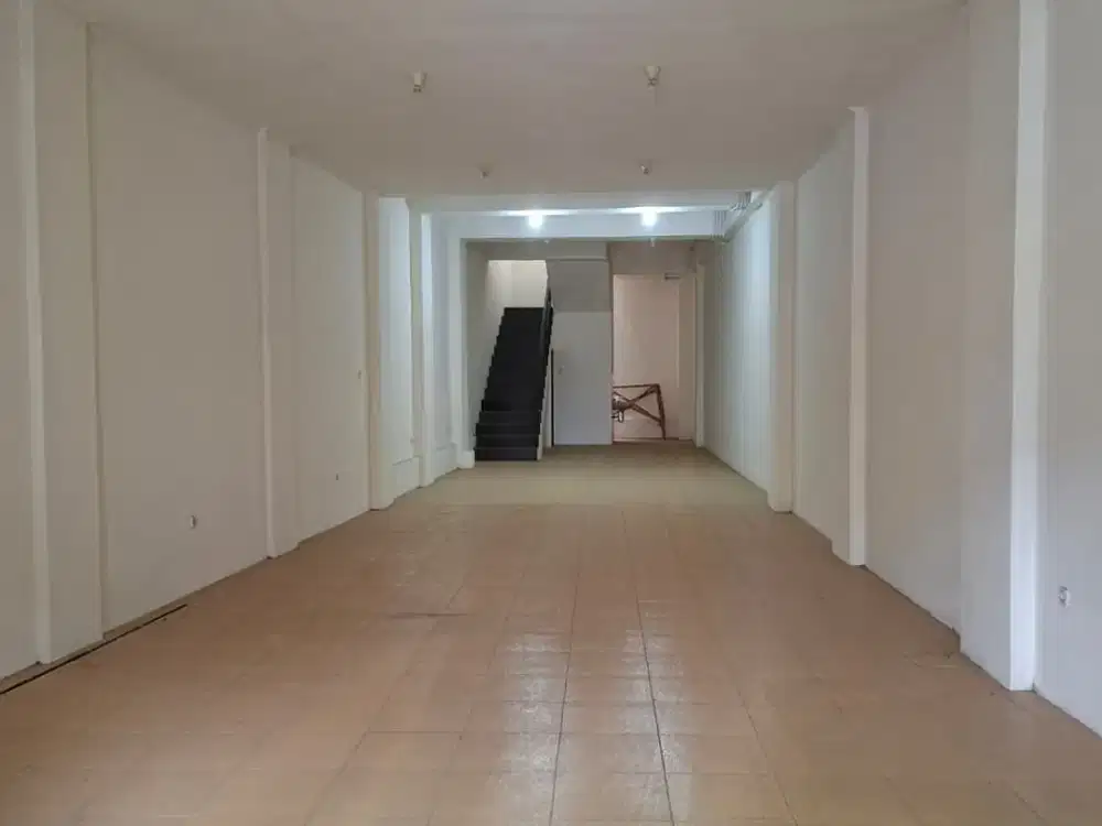 Ruko di Jalan pungkur  Strategis Pusat Kota Bandung