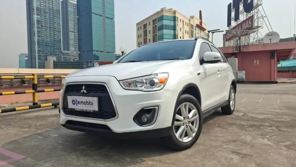 DP MURAH - Mitsubishi Outlander Sport 2.0 GLX Bensin MT 2016 Putih