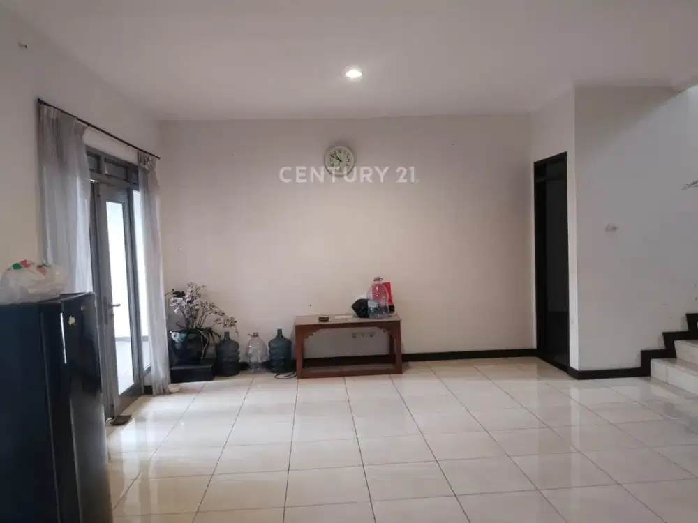 Rumah Asri Di Tatar Ratnasasih Kota Baru Parhayangan