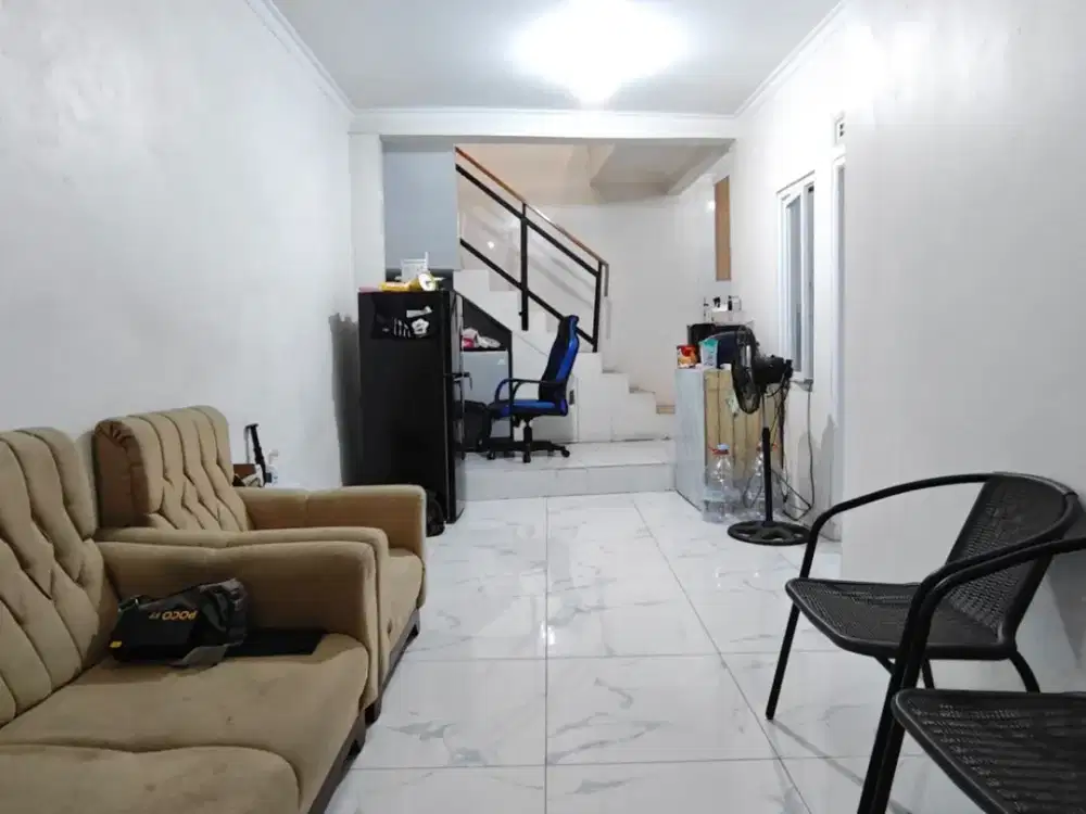 Dijual Rumah 2 Lantai Siap Huni Lokasi di Mainroad Kerkof Leuwigajah Cimahi Bandung