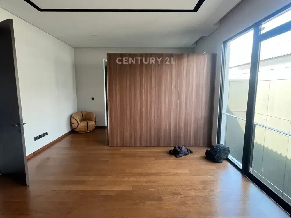 Rumah Asri Modern Tatar Lokacitra Kota Baru Parahyangan