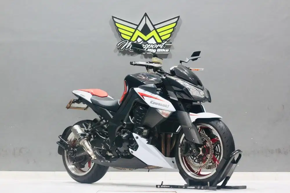 Kawasaki Z1000 special edition like new ZX636 Z900 Z800 CBR1000