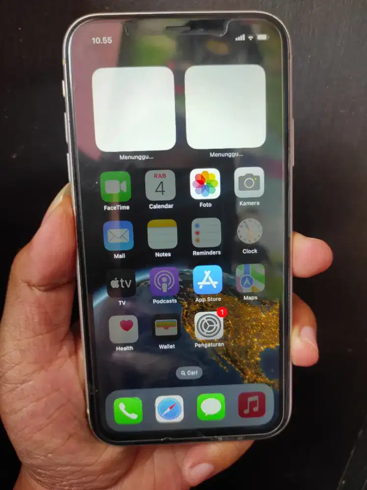 iPhone 11 white 128gb