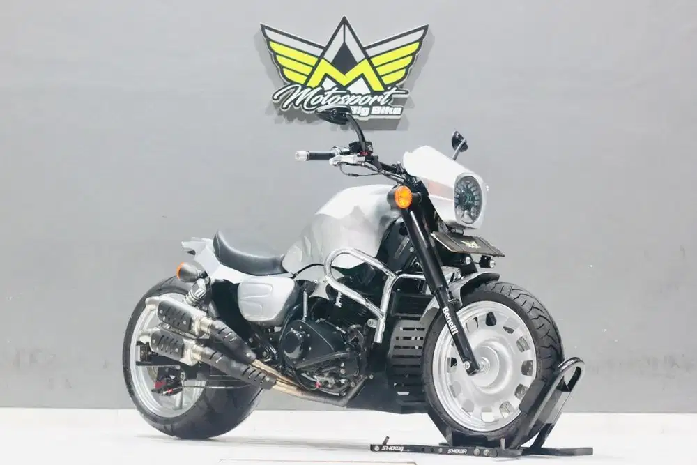 Benelli motobi 200 EVO custom cakep mulus Z250 CBR250 MT25 W250