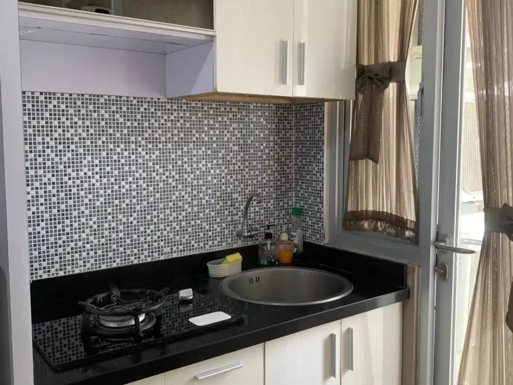 DISEWAKAN APRTEMEN EDUCITY TOWER YALE LANTAI 16 FURNISHED