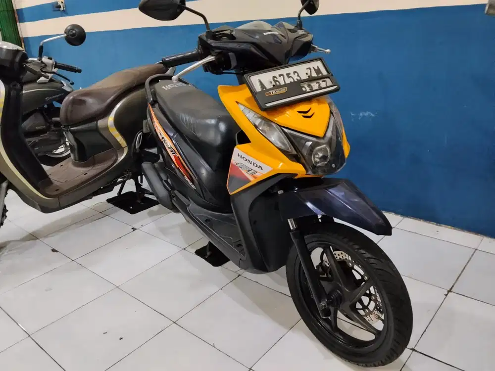 (DIJUAL) HONDA BEAT 2014 GRES