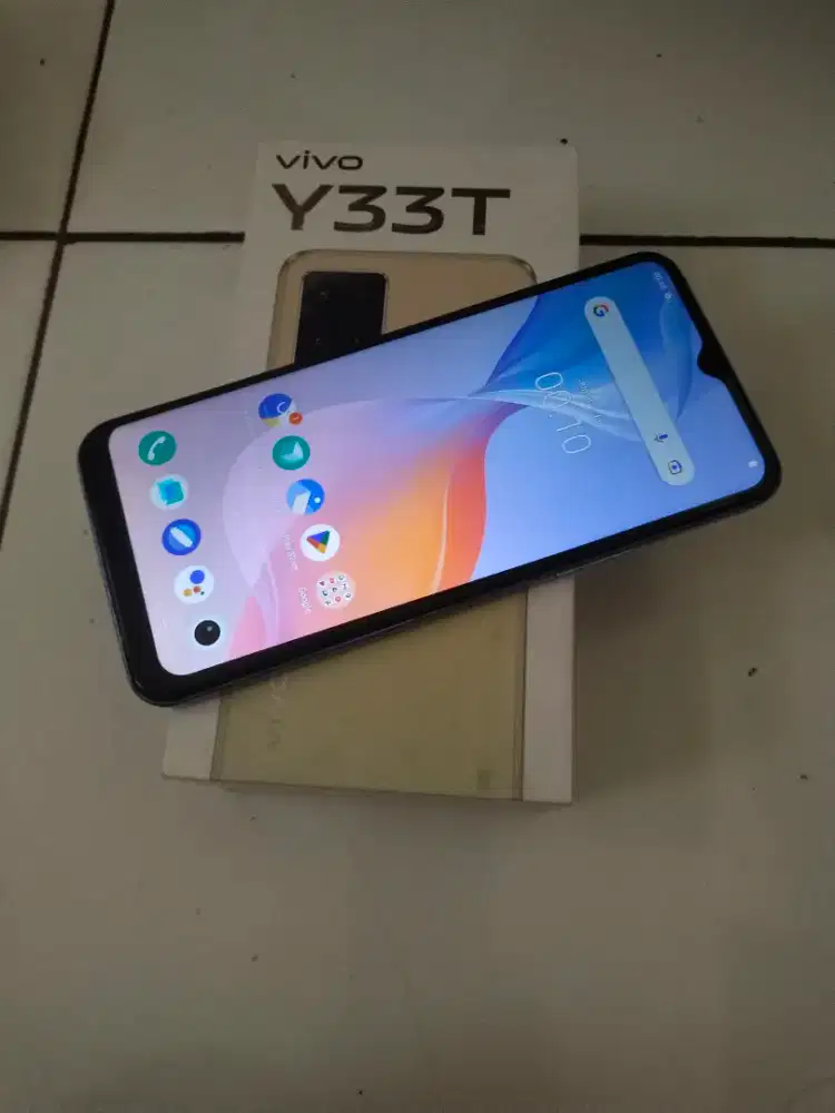 Vivo Y33T   8/128   minus udh ganti LCD aman sentuhan normal