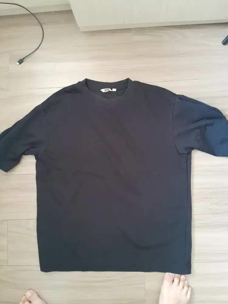 Kaos uniqlo oversize original