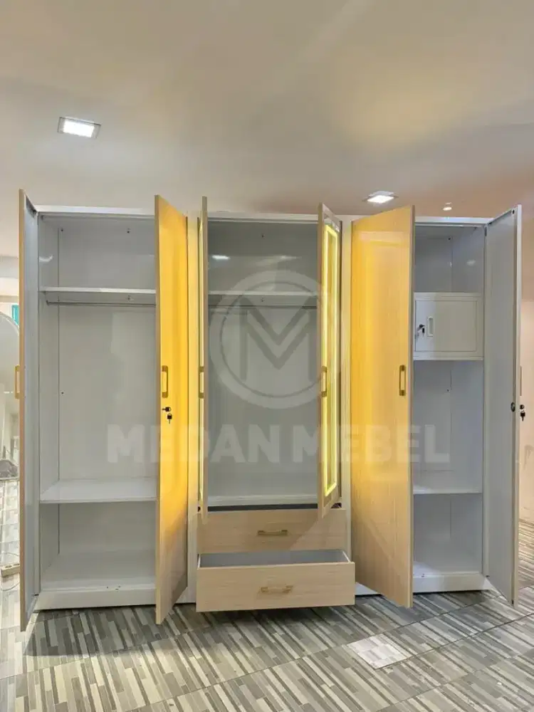 Kredit 1set perlengkapan kamar