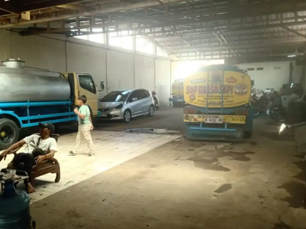 Sewa gudang Jln cicukang Bandung Sangat Murah