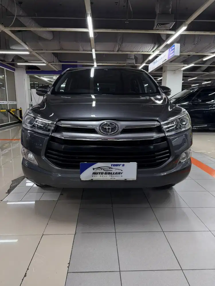 Toyota Kijang Innova V Bensin AT 2020
