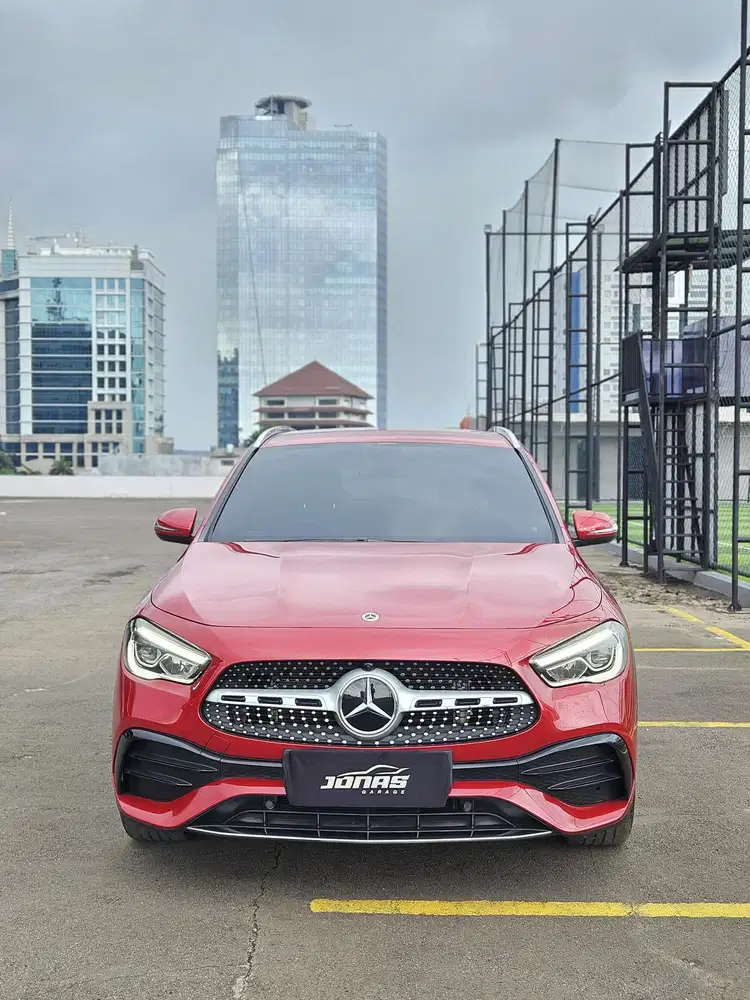 Mercedes-Benz GLA200 2021 Bensin