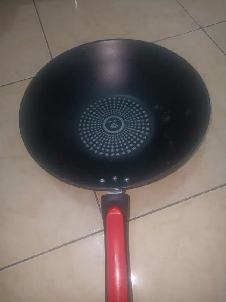 Frying pan diamond kuali 30cm