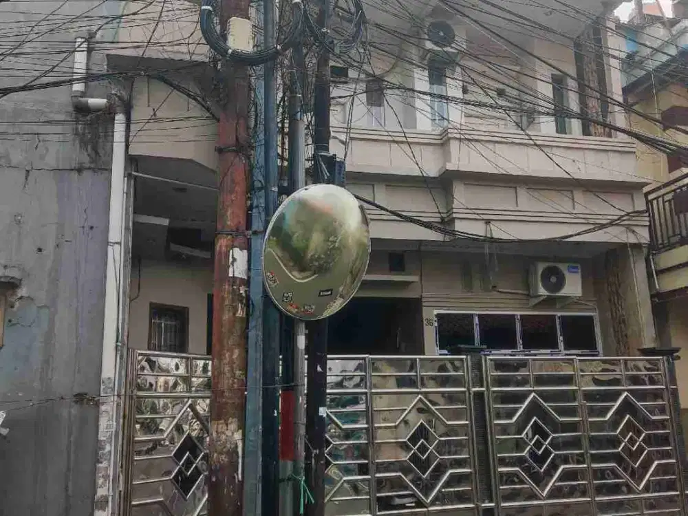 dijual kos exclusive 3 lt 15 kamar roi 10% Pramuka jakarta timur