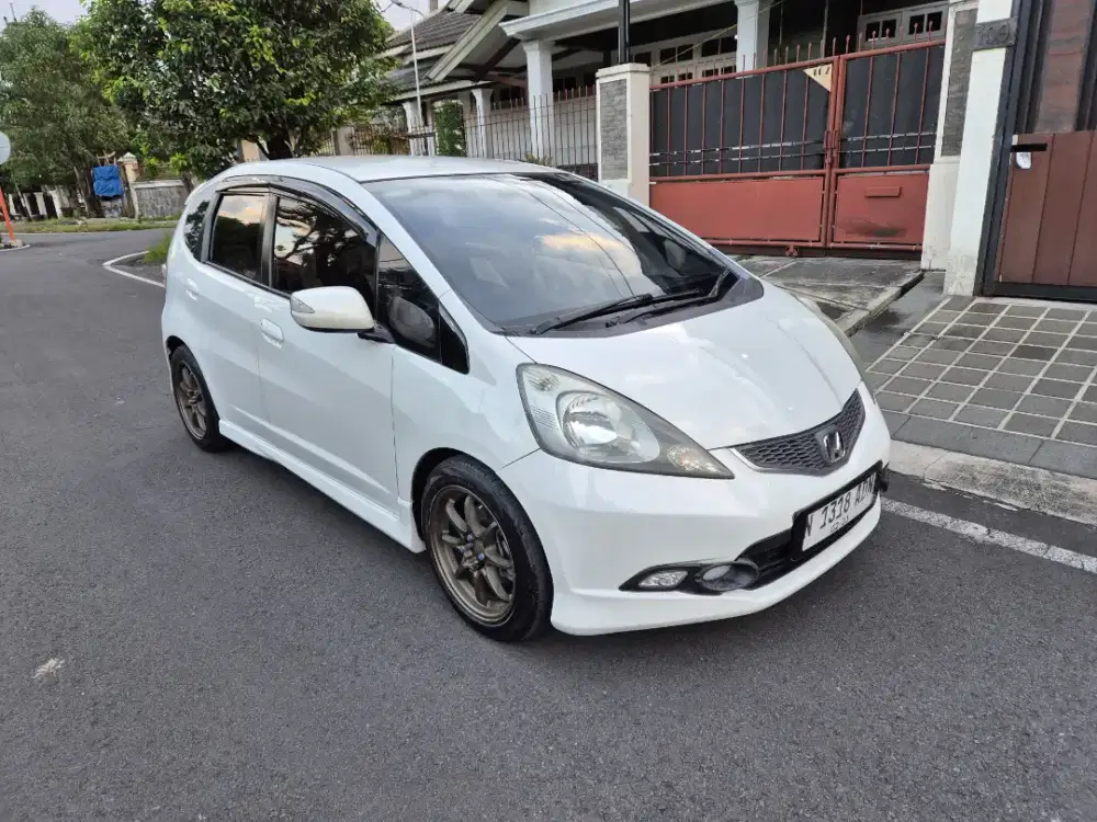 Jazz rs th 2010 matic istimewa