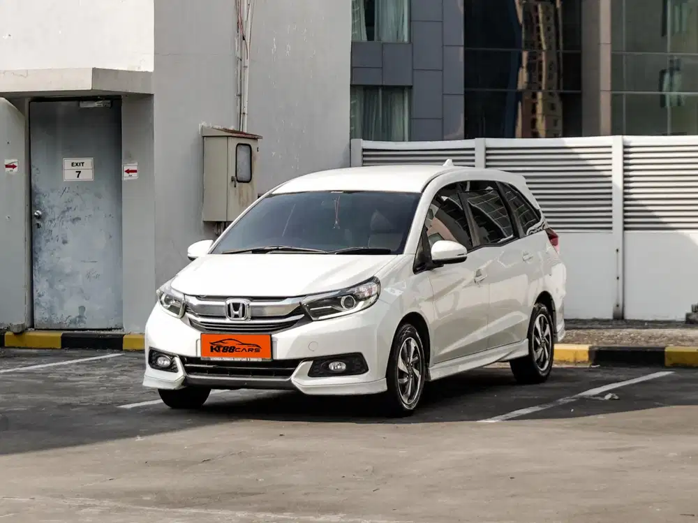 Honda Mobilio E Matic 2019 putih genap