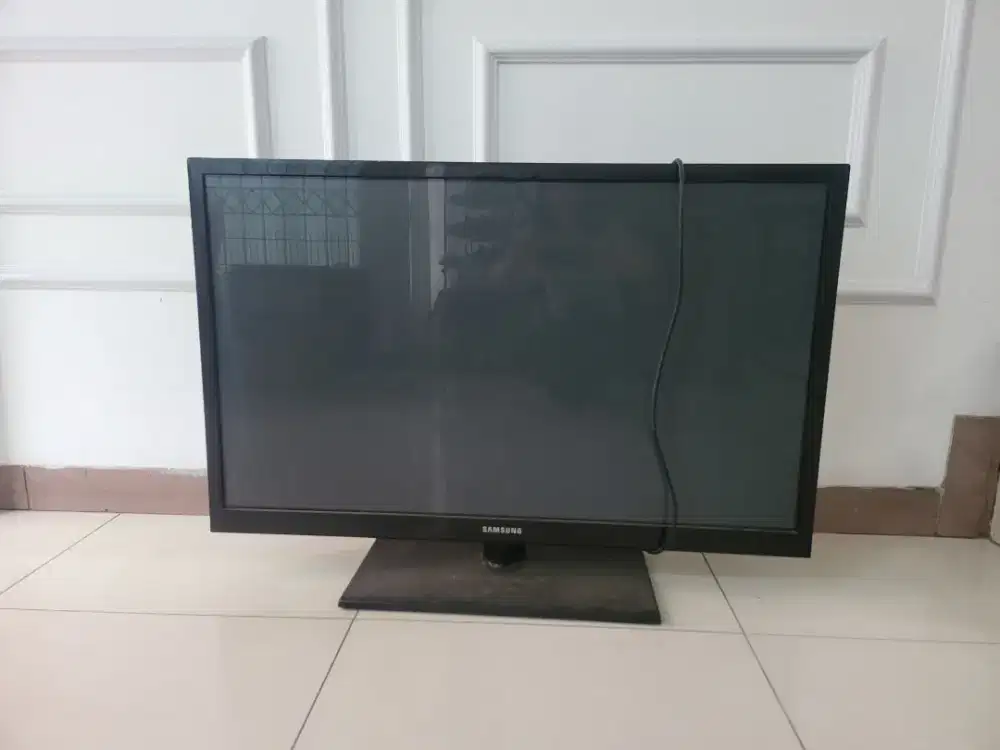 TV Samsung 40 inch mati