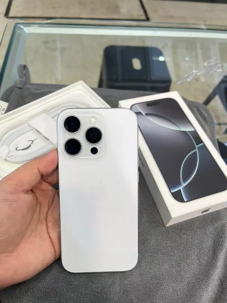 Iphone 16pro 128 White Like New Ibox On juni 2026 Bh100% fullset