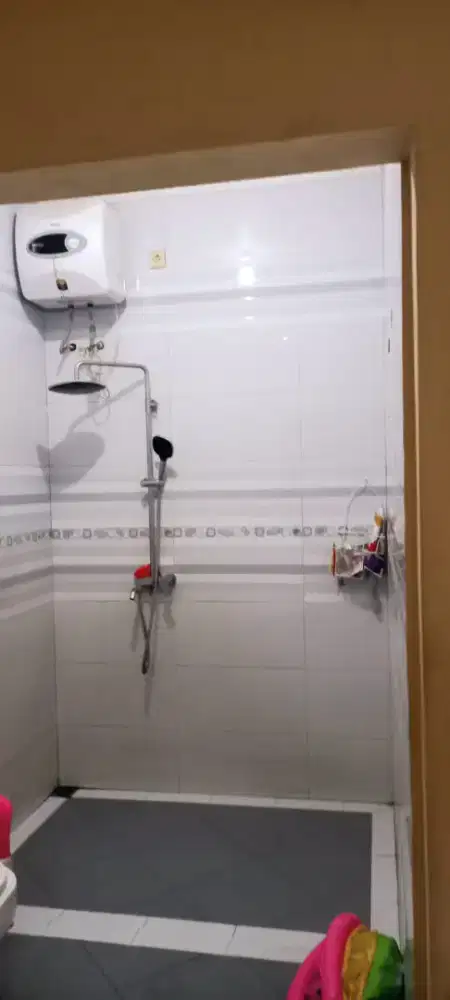 Jual Rumah hoek murah strategis pamulang vila dago tangerang selatan