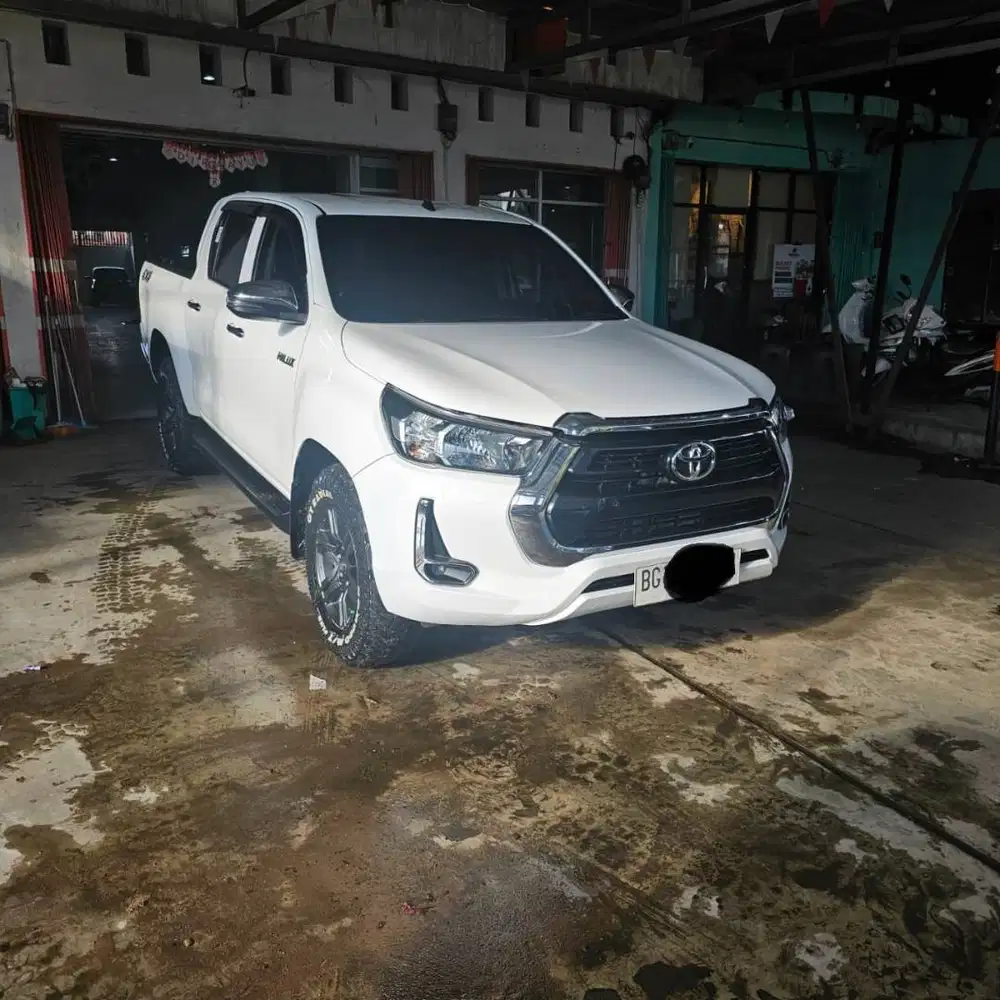 TOYOTA HILUX DC 4X4 G M/T 2023/2024