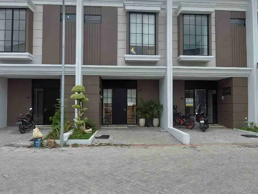 di jual rumah baru gress di area pakuwon city