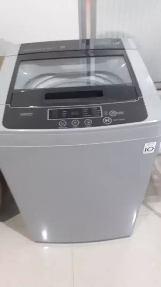 Mesin cuci smart inverter LG 8kg
