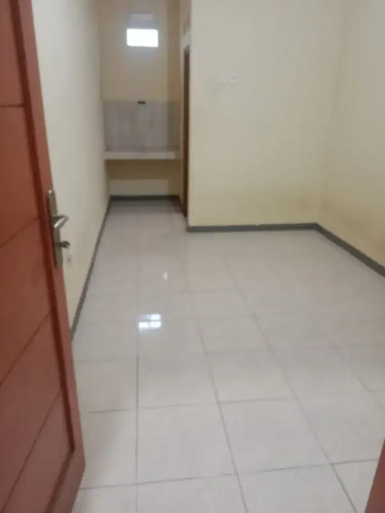 KONTRAKAN PETAK MAMPANG PRAPATAN