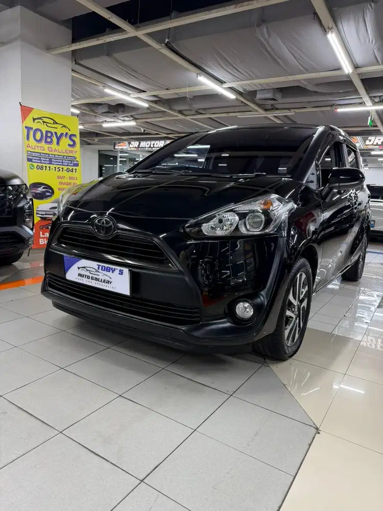 Toyota Sienta V 2018 DP 20jt