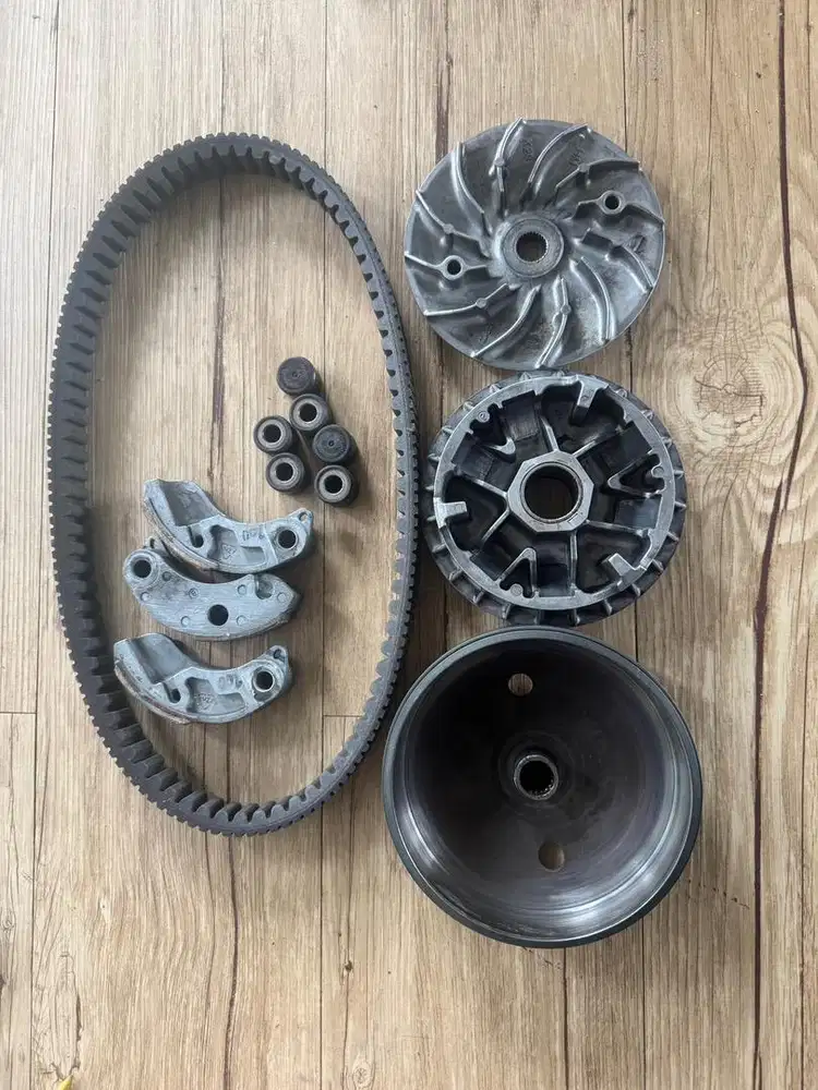 Set CVT standar VARIO 160