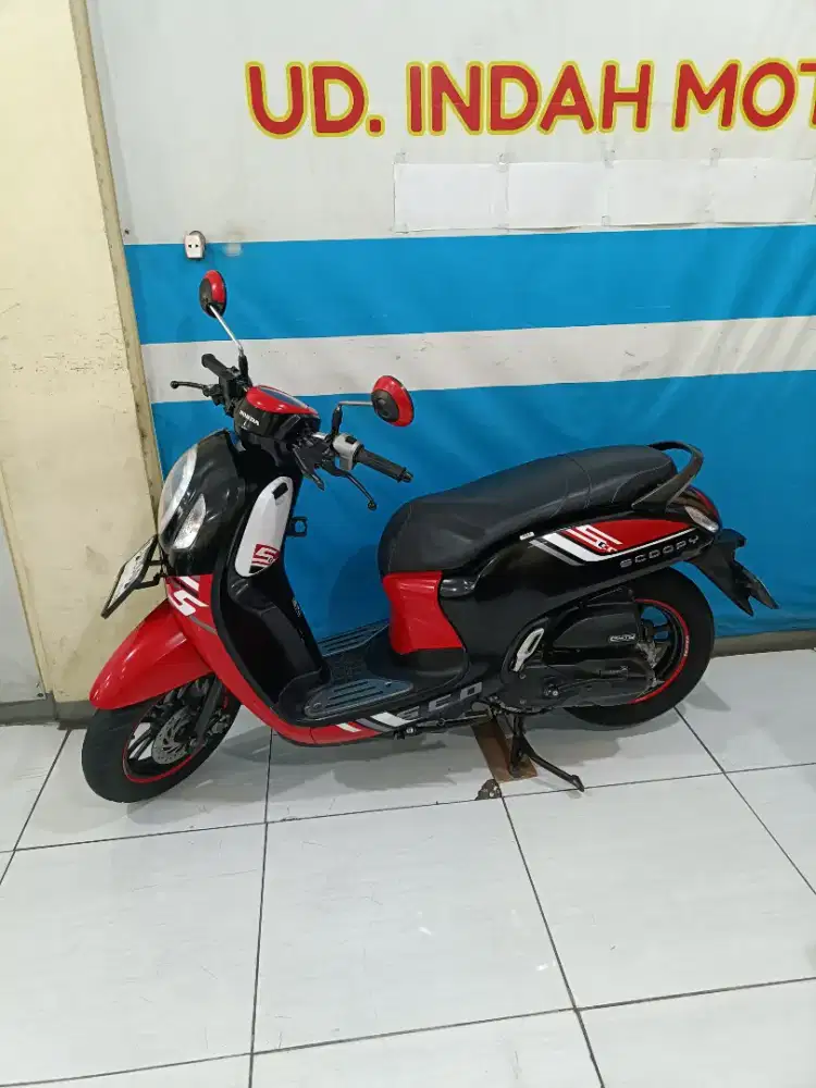 Honda SCOOPY ESP SPORTY FI ECO 2023 bisa kredit tenor 3th
