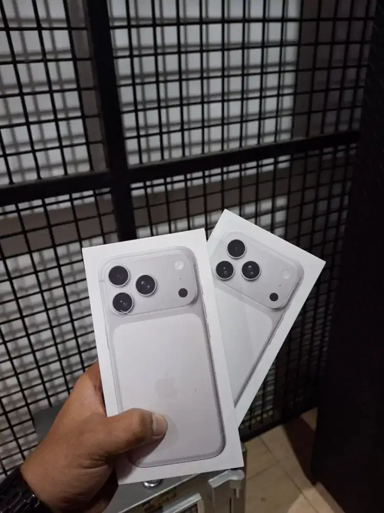 Ready iphone 17 pro 256 silver