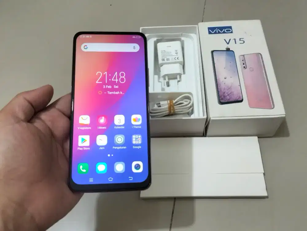 VIVO V15 RAM 8GB / 256GB 4G LTE Duos 6.53in Fingerprint Kamera Pop Up