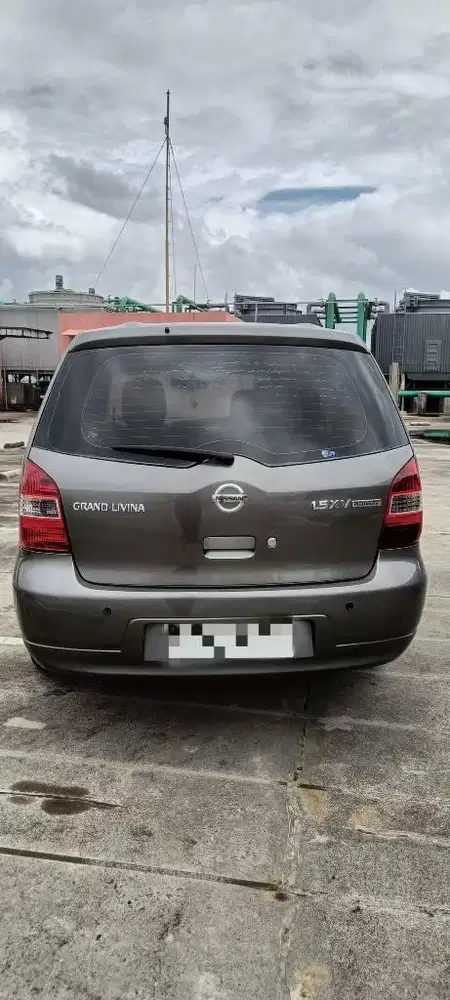 nissan grand livina xv at 2012