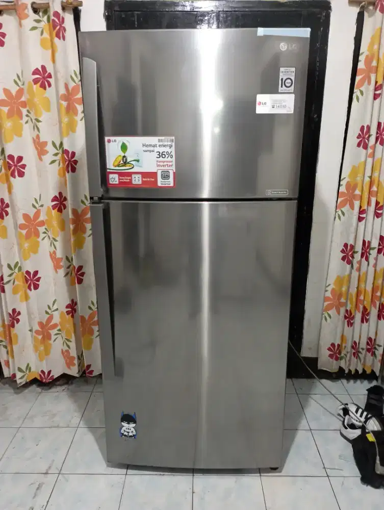 Kulkas 2 pintu LG smart inverter