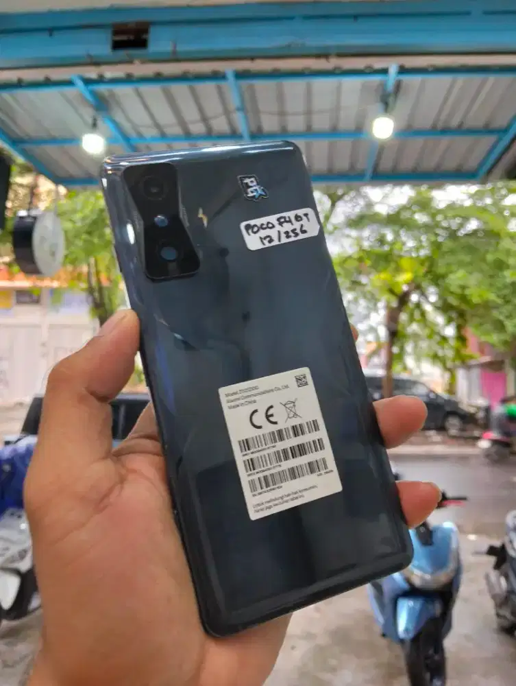 Poco F4 GT 12/256