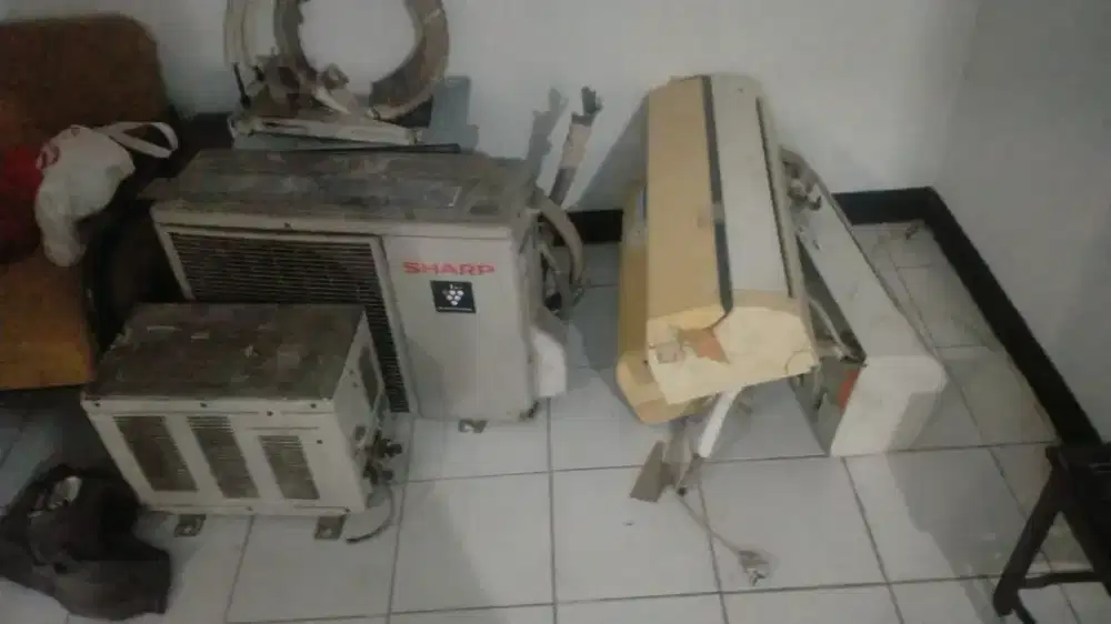 Terima ac bekas rusak
