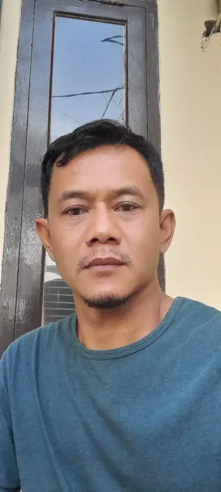 Saya mencari loker CAREGIVER / perawat pasen lansia