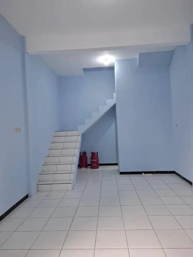 Disewakan Ruko Strategis 27jt/Tahun