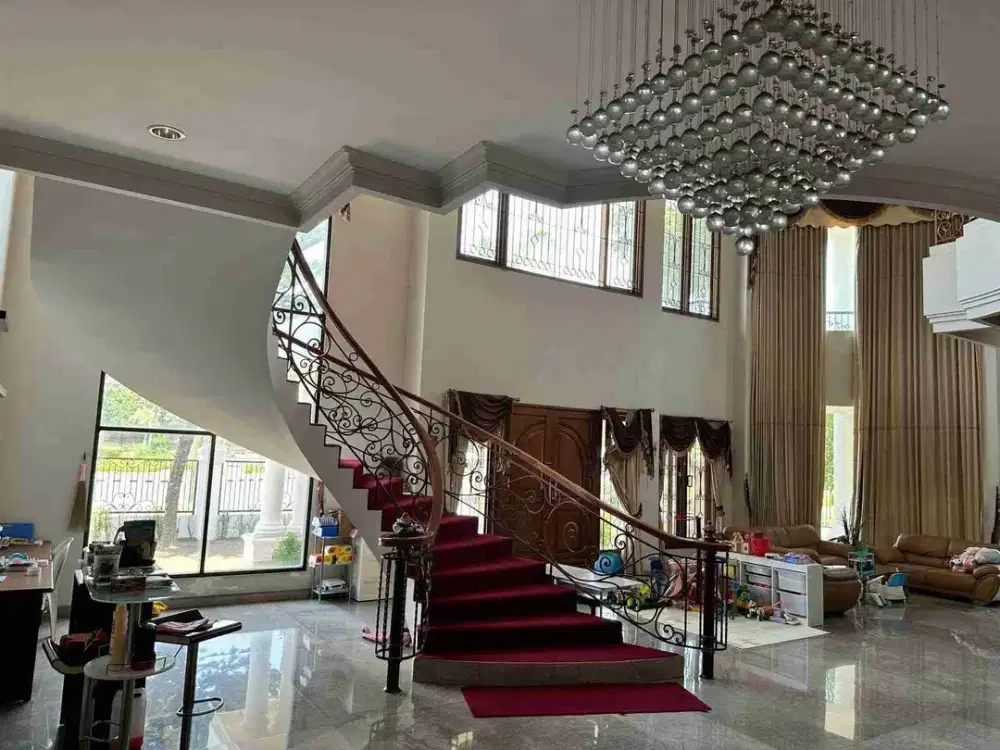 Dijual Rumah Mewah Classic Minimalis Siap Huni Terawat Galaxi Bumi Permai Araya Tahap 1 Surabaya Timur Lokasi Premium Strategis di Boulevard Utama 0 Jalan Raya Utama Araya 1 Fully Furnished Lantai Marmer Dekat Merr