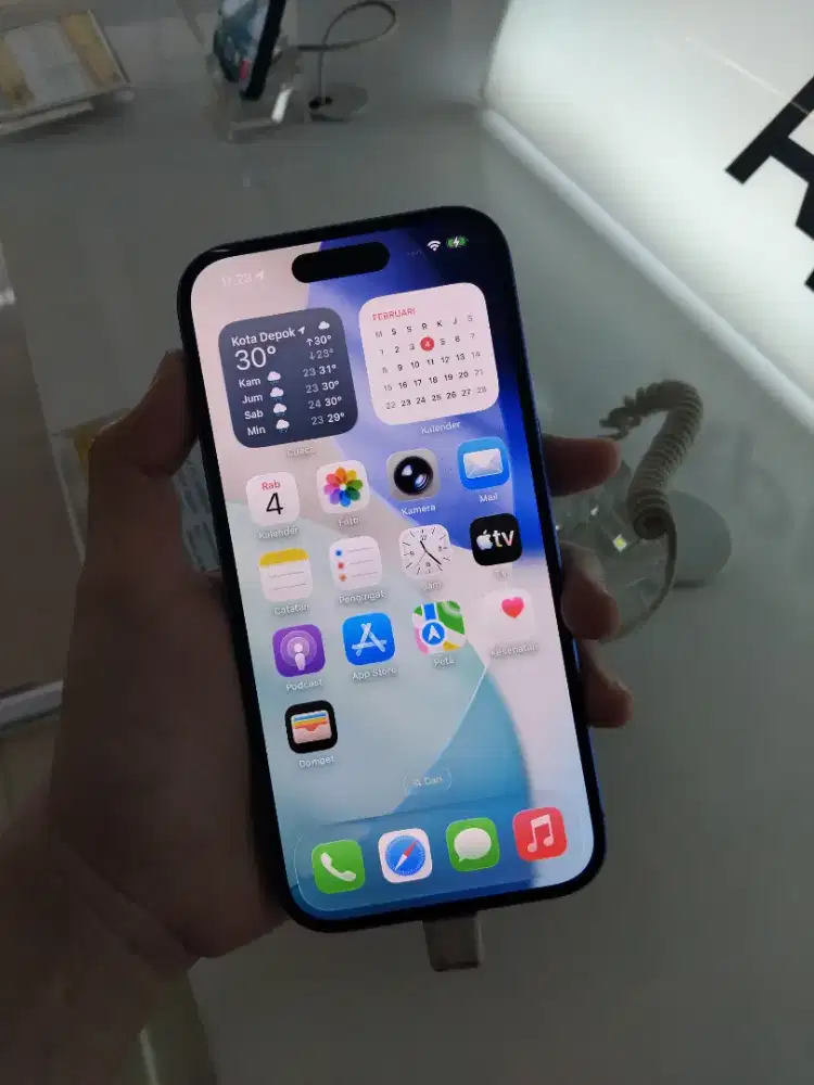 Iphone 16 128 Ultramarine