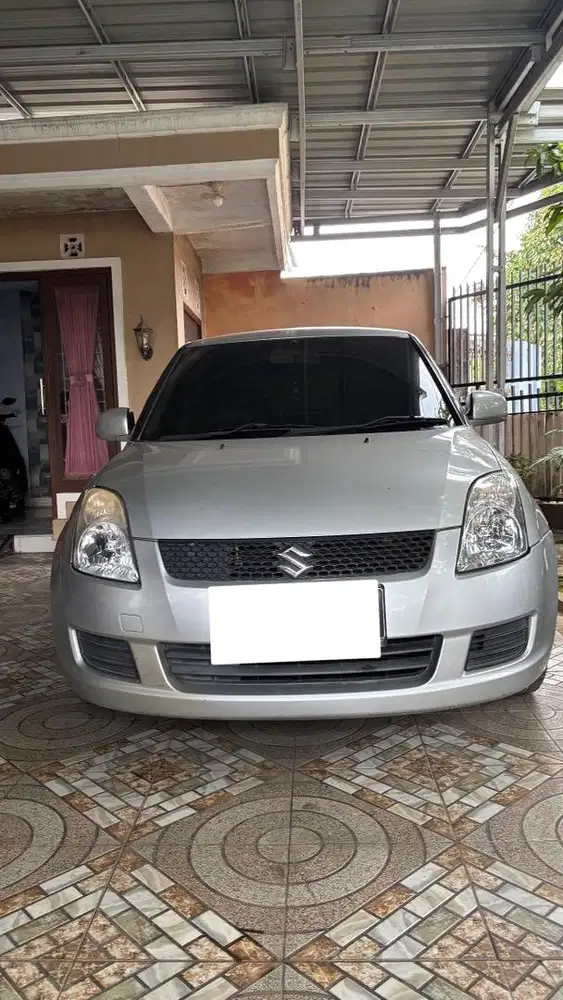 SUZUKI SWIFT TAHUN 2010