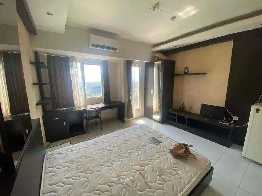 DiJual Apartemen UC - Berkeley Citraland