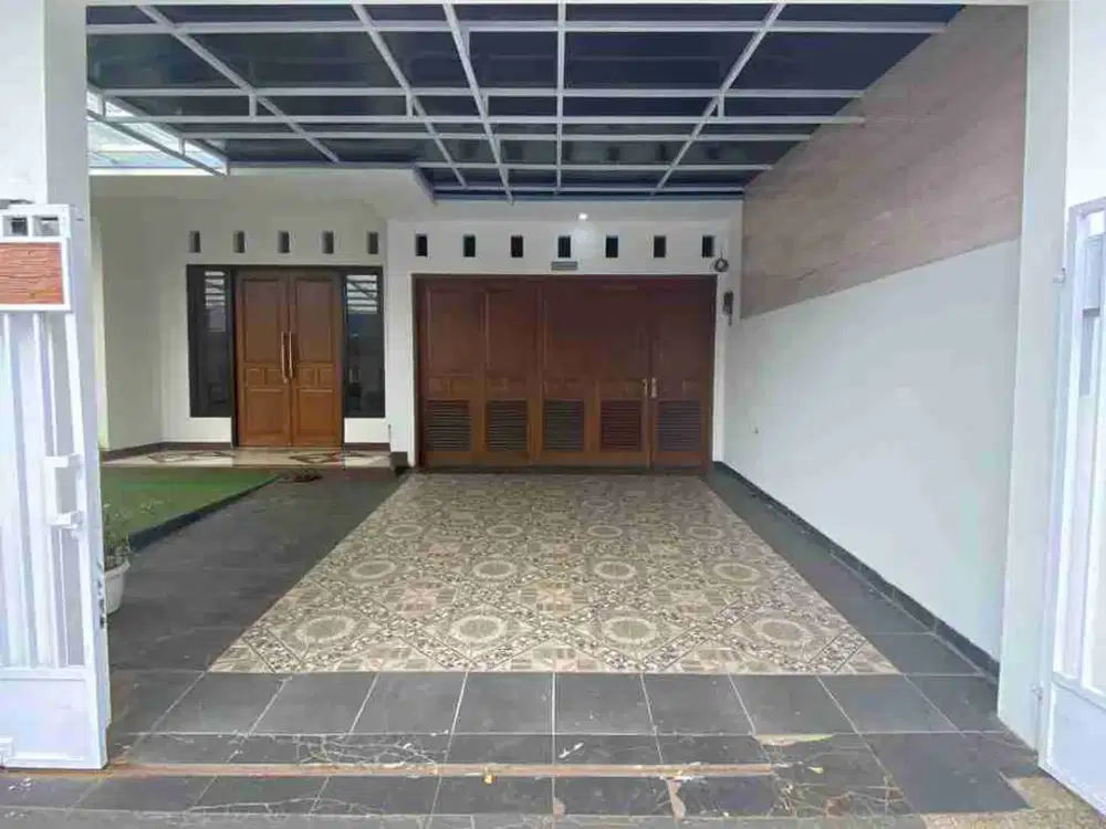 Rumah BSD Pinggir Jalan Bisa Utk Usaha