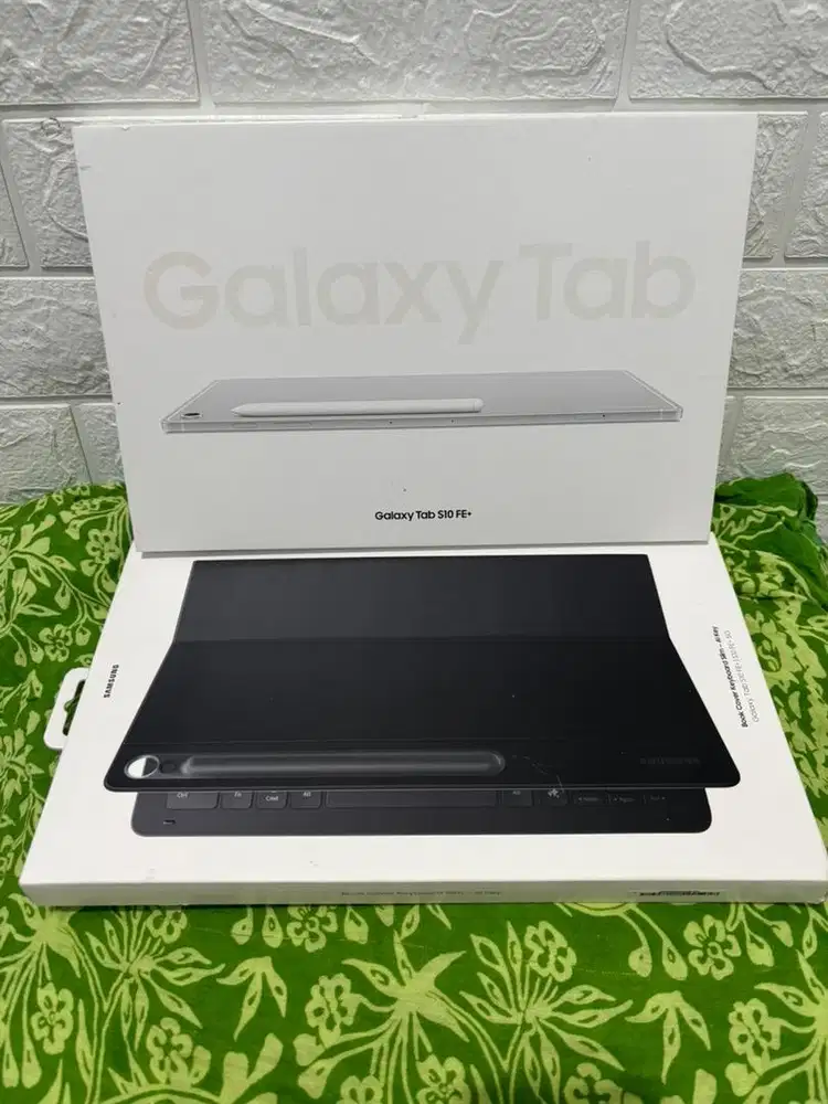 Samsung Tab S10 FE+ Wifi edition Spend + keyboard Ram 12/256GB