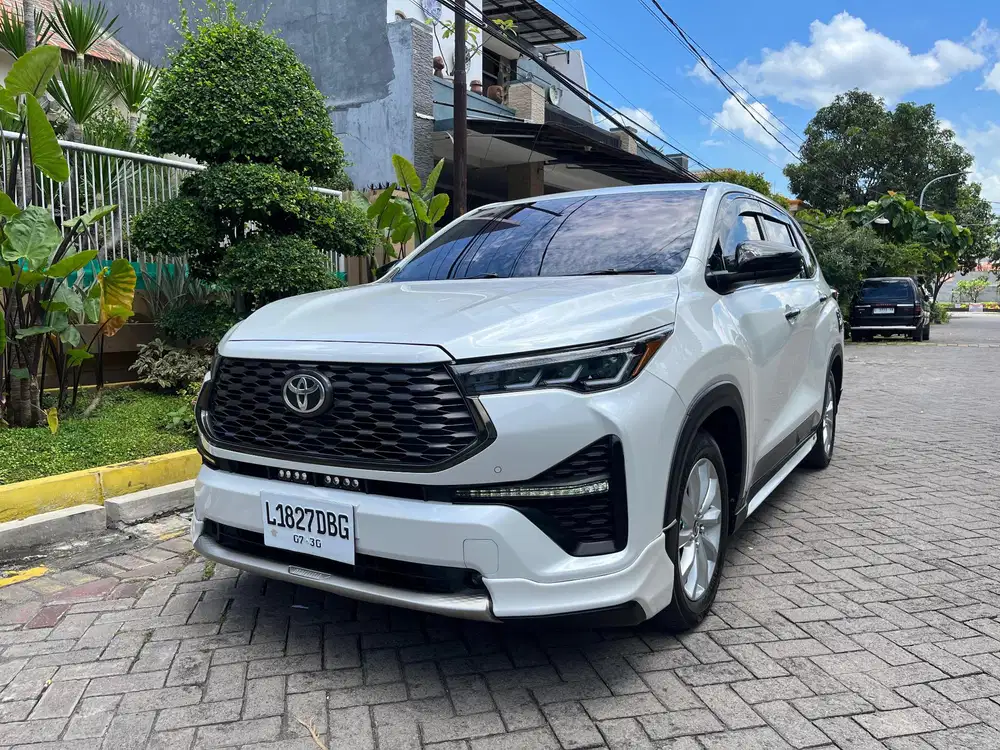 Toyota Innova ZENIX V CVT 2023 .ISTIMEWA SPRTI BARU