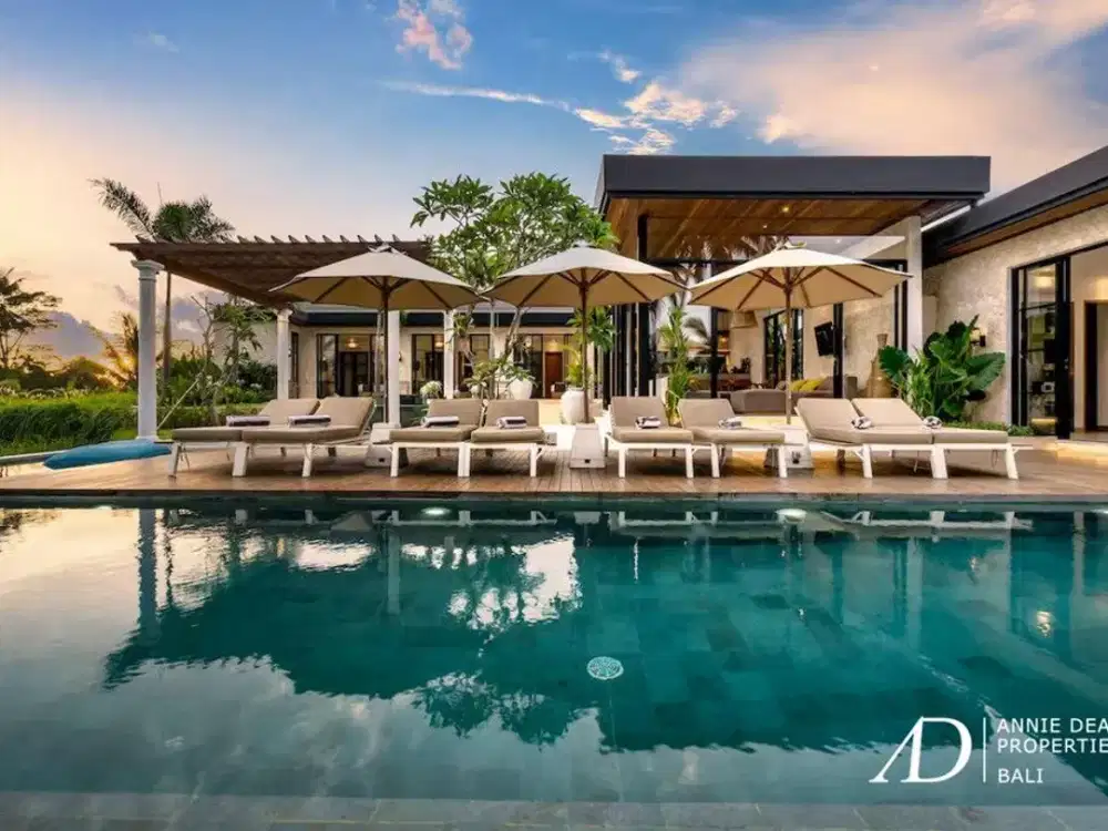 LEASEHOLD | BRAND-NEW 6-BEDROOM VILLA WITH RICE PADDY FIELD VIEWS IN UBUD