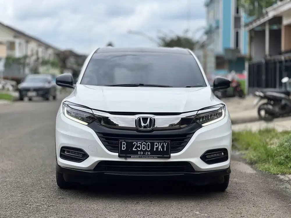 HONDA HRV SE CVT 2021 PUTIH ISTIMEWA LOW KM TERMURAH