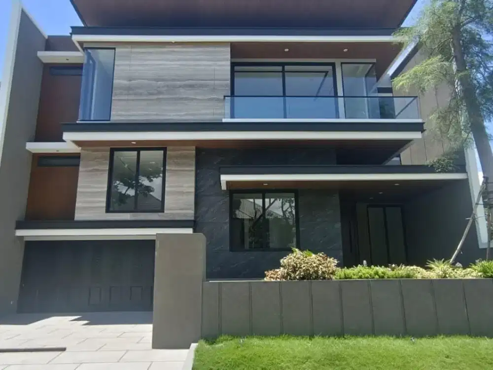 Rumah Mewah Baru Di Newton Hill Citraland Surabaya