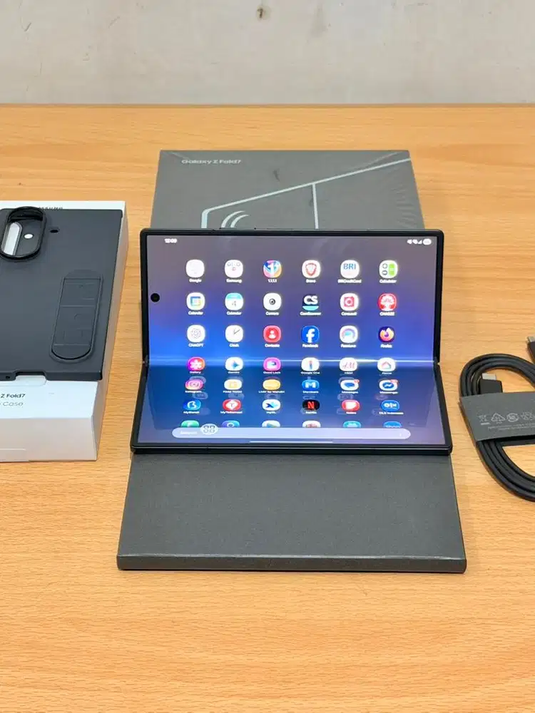 Samsung Galaxy Z Fold 7 SEIN 12/512 Second Black + Z Premier