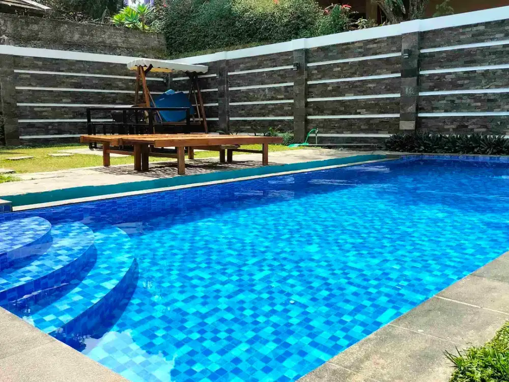ADA KOLAM RENANG FULL FURNISH RUMAH VILLA CIHIDEUNG LEMBANG FULL FURNISHED